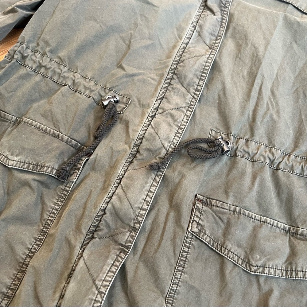 💙Levi’s utility jacket - Picture 4 of 11